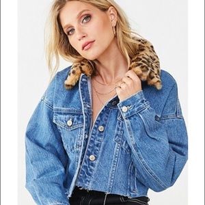 ISO F21 Faux Fur blue Cropped denim Jacket